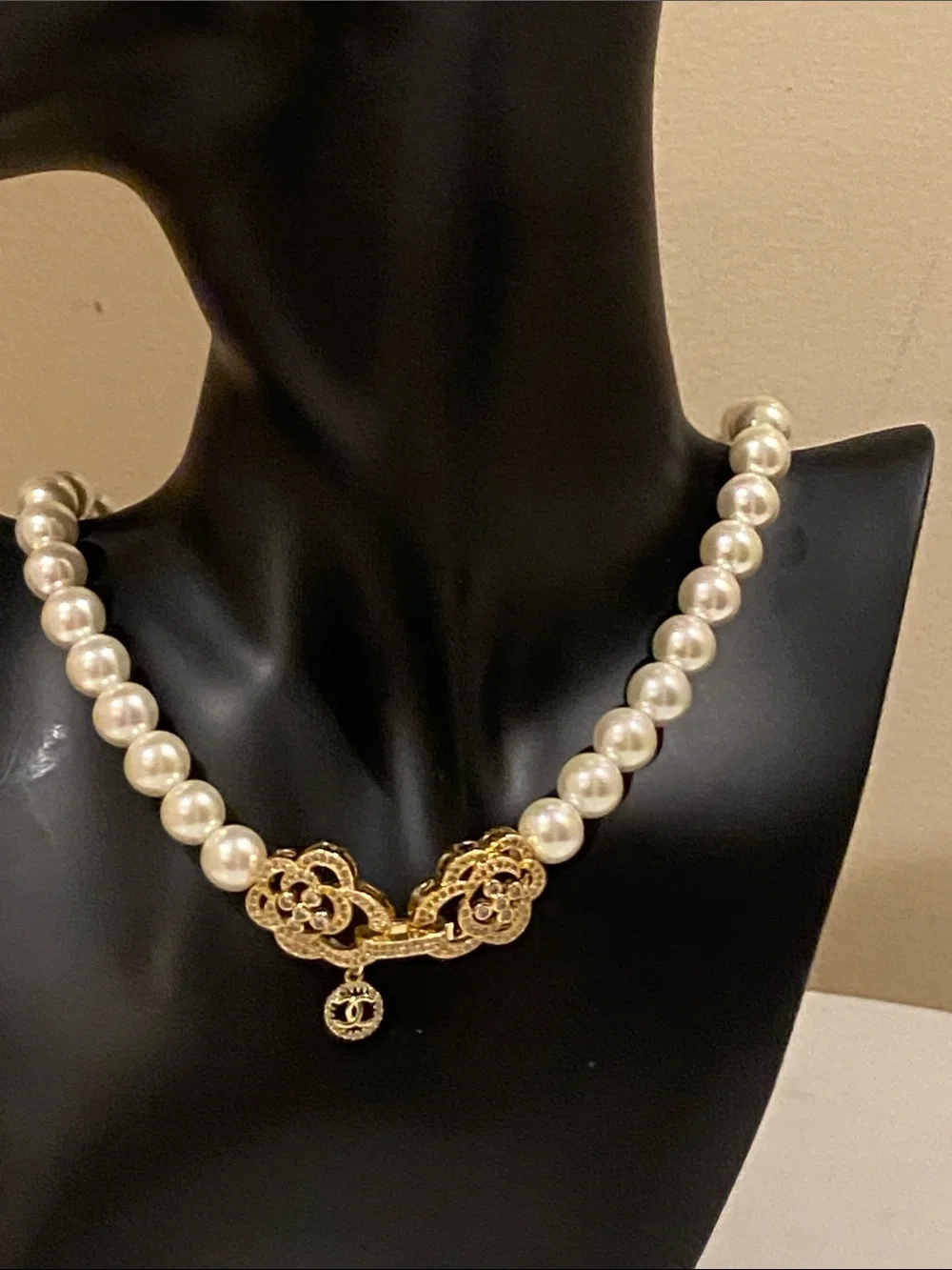 Vintage Ivory Pearl Choker Necklace with Gold CC Pearl Pendant